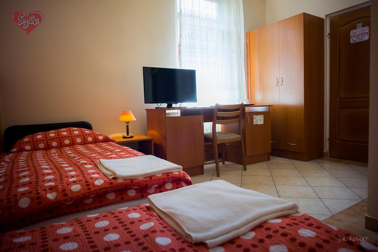 Civis Szallashely Debrecen Eksteriør billede